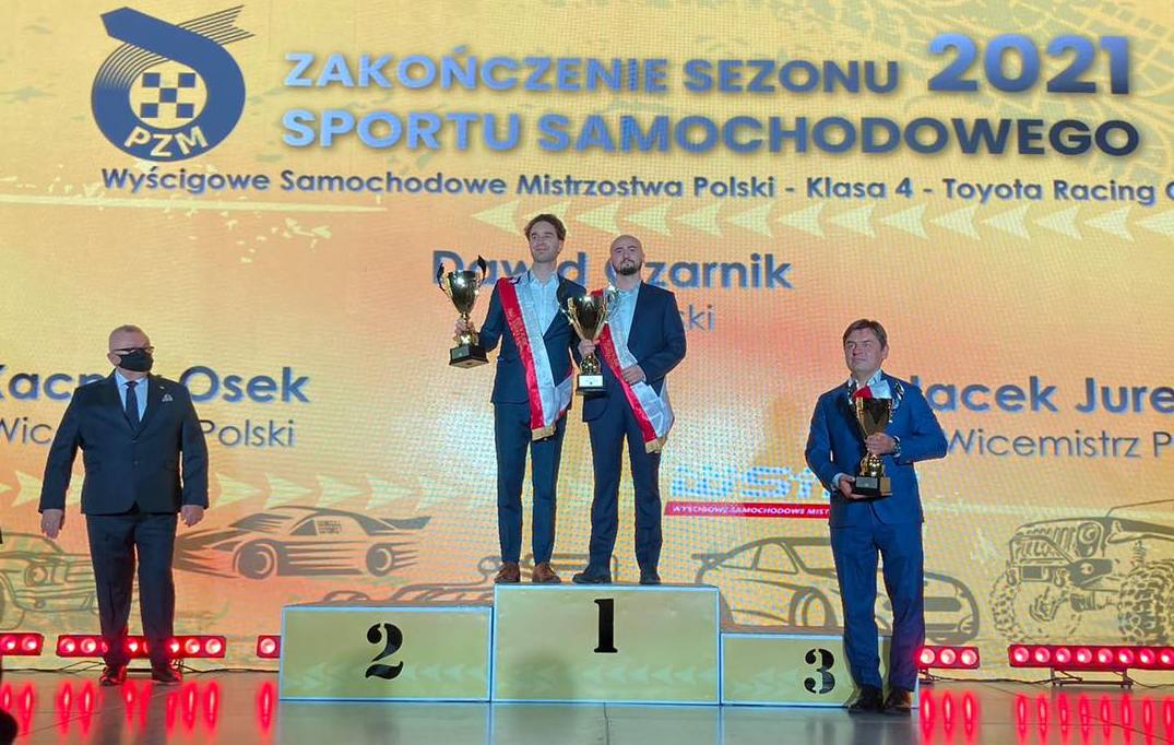Mistrzowie TOYOTA Racing Cup 2021
