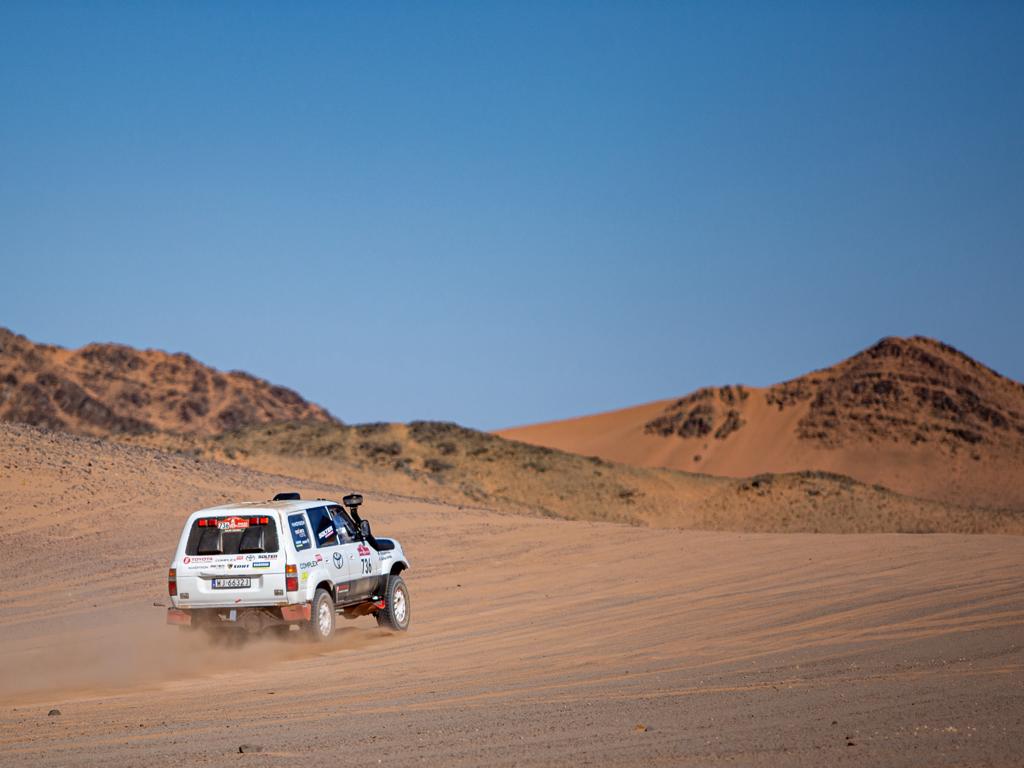 TOYOTA TEAM CLASSIC Michał Horodeński Arkadiusz Sałaciński Toyota Land Cruiser HDJ80 Ceremonia Startu i Prolog Rajd Dakar Classic 2024