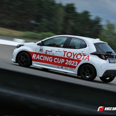 Testy Toyoty Yaris TRC na Autodromie Jastrząb