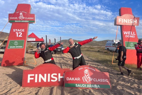 TOYOTA TEAM CLASSIC Michał Horodeński Arkadiusz Sałaciński Toyota Land Cruiser HDJ80 meta i podium Rajd Dakar Classic 2024