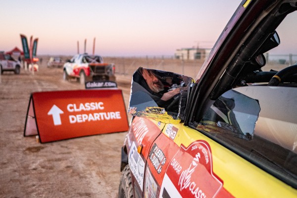 TOYOTA TEAM CLASSIC Michał Horodeński Arkadiusz Sałaciński Toyota Land Cruiser HDJ80 4. Etap Rajd Dakar Classic 2024