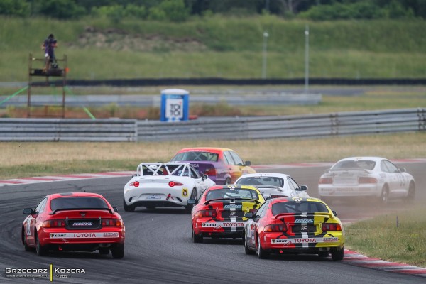 1. i 2. runda TOYOTA Racing Cup 2021