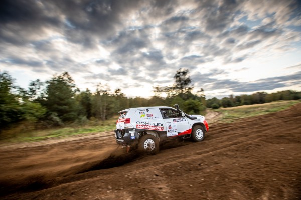 Wysoka Grzęda Baja Drawsko Pomorskie 2020 - załoga Horodeński / Brakowiecki - Toyota Land Cruiser KDJ155 T2