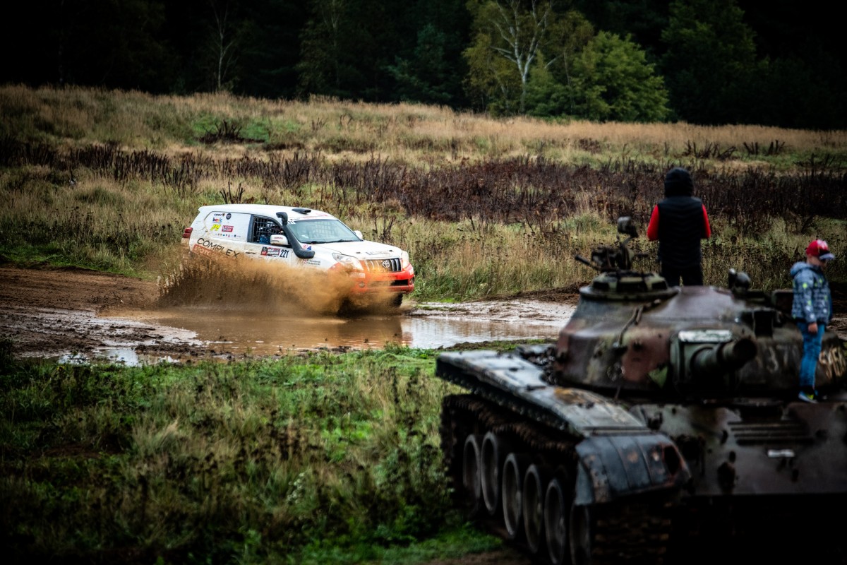 Wysoka Grzęda Baja Drawsko Pomorskie 2020 - załoga Horodeński / Brakowiecki - Toyota Land Cruiser KDJ155 T2