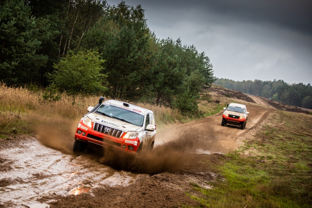 Wysoka Grzęda Baja Drawsko Pomorskie 2020 - załoga Horodeński / Brakowiecki - Toyota Land Cruiser KDJ155 T2
