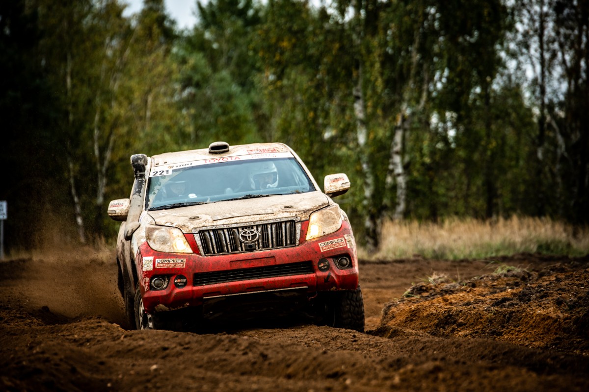 Wysoka Grzęda Baja Drawsko Pomorskie 2020 - załoga Horodeński / Brakowiecki - Toyota Land Cruiser KDJ155 T2