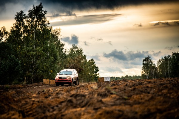 Wysoka Grzęda Baja Drawsko Pomorskie 2020 - załoga Horodeński / Brakowiecki - Toyota Land Cruiser KDJ155 T2
