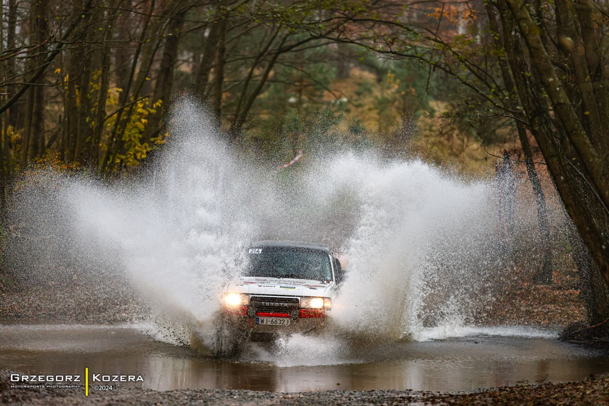 TOYOTA TEAM CLASSIC - Michał Horodeński i Arkadiusz Sałaciński - Toyota Land Cruiser HDJ80 - Rajd Niepodległości 2024