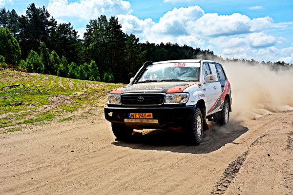 Trening Toyoty Land Cruiser 100, 120 i 155 w Drawsku Pomorskim 2019
