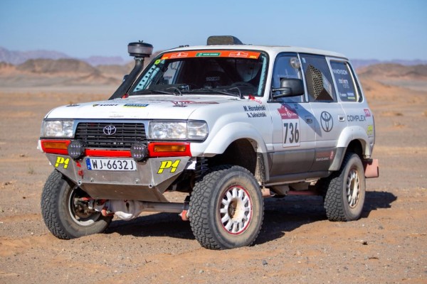 TOYOTA TEAM CLASSIC Michał Horodeński Arkadiusz Sałaciński Toyota Land Cruiser HDJ80 na Odcinku Testowym przed Rajdem Dakar Classic 2024