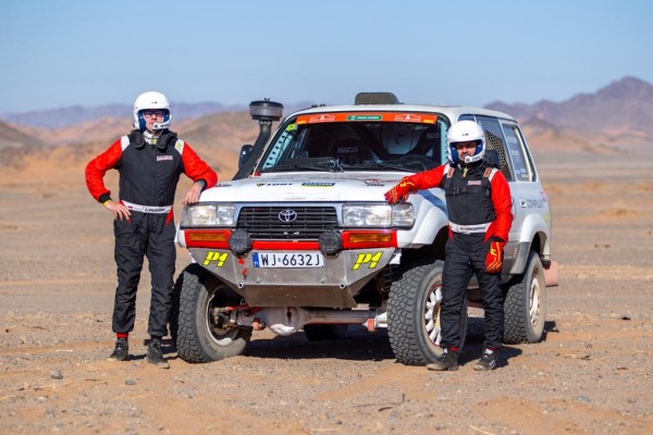 TOYOTA TEAM CLASSIC Michał Horodeński Arkadiusz Sałaciński Toyota Land Cruiser HDJ80 na Odcinku Testowym przed Rajdem Dakar Classic 2024