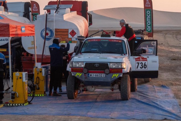 TOYOTA TEAM CLASSIC Michał Horodeński Arkadiusz Sałaciński Toyota Land Cruiser HDJ80 6. Etap 48H Chrono Rajd Dakar Classic 2024