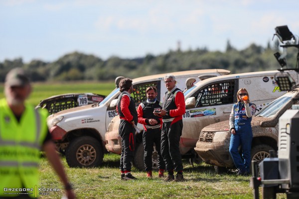 Wysoka Grzęda Baja Poland 2020 - załoga Horodeński / Sałaciński - Toyota Land Cruiser KDJ155 T2