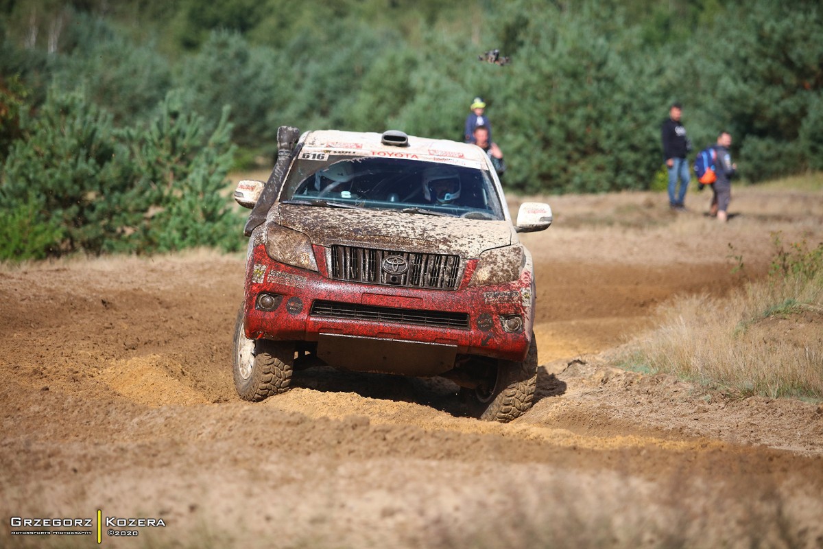 Wysoka Grzęda Baja Poland 2020 - załoga Horodeński / Sałaciński - Toyota Land Cruiser KDJ155 T2