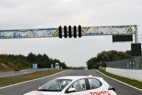 Toyota Yaris TRC - Tor Poznań