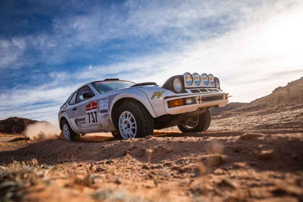 11. Tomasz Staniszewski i Stanisław Postawka Porsche 924 Turbo Rajd Dakar Classic 2024 Fot. DEXT P-RALLY TEAM